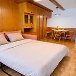 Veronika Haus Kmb Seeappartement Am Ossiacher Mit Direktem Seezugang Und Hallenbad * Tschoran
