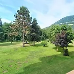 Apartment Veronika Haus Kmb Seeappartement Am Ossiacher Mit Direktem Seezugang Und Hallenbad Tschoran