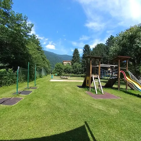 Appartamento Veronika Haus Kmb Seeappartement Am Ossiacher Mit Direktem Seezugang Und Hallenbad *